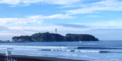 鵠沼海岸よりながめる江ノ島